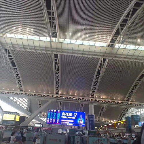 2019任性環(huán)保生態(tài)木天花吊頂 臨沂頂面吊頂裝飾板廠